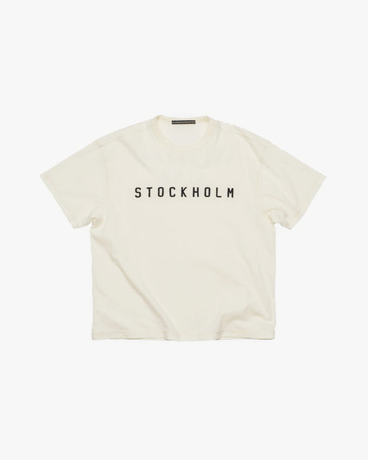 STOCKHOLM (SURFBOARD) CLUB - Patch Logo Box Tee